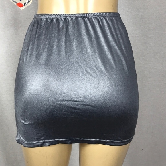 Zuliana Size Small Silver Mini Skirt. Made In USA. - Picture 3 of 5